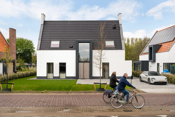 Photo 7 of Burghseweg 74