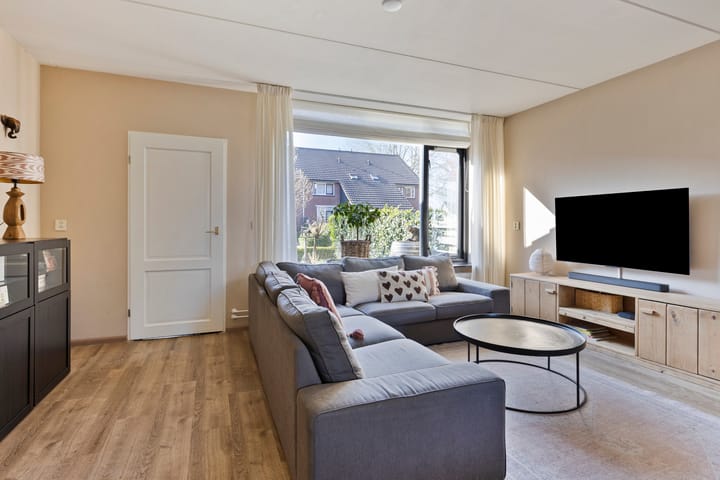 Foto 10 van Winkelmaad 15