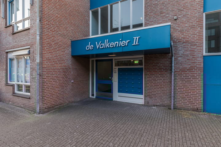 Photo 3 of Valkenierstraat 29