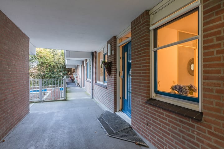 Foto 6 van Valkenierstraat 29