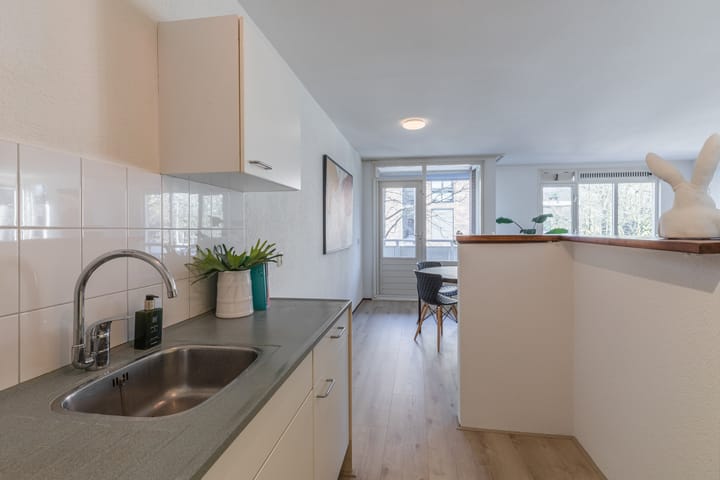 Foto 30 van Valkenierstraat 29