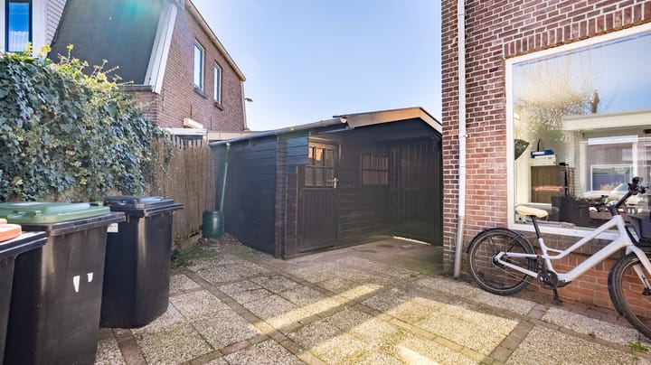 Foto 12 van Irisstraat 4