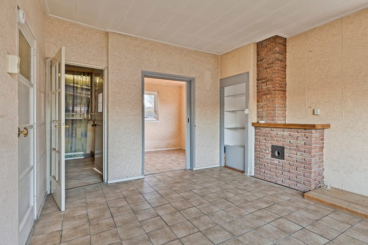 Foto 6 van Korenbloemlaan 8