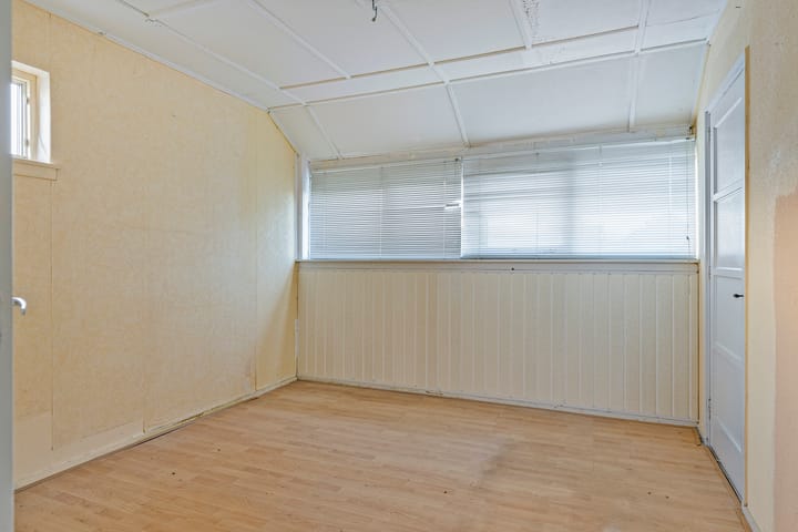 Foto 17 van Korenbloemlaan 8