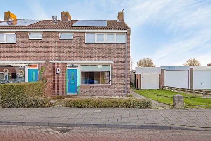 Foto 28 van Korenbloemlaan 8