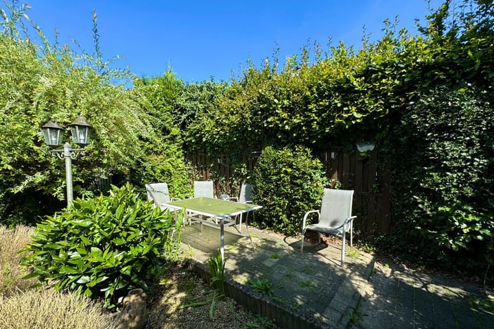 Photo 31 of Pastoor Sartonstraat 7