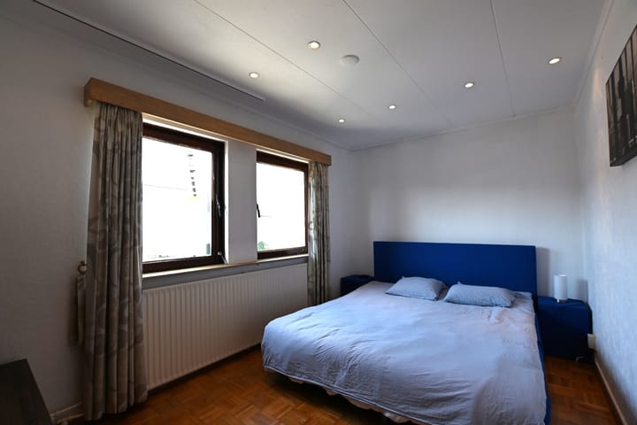 Photo 36 of Pastoor Sartonstraat 7