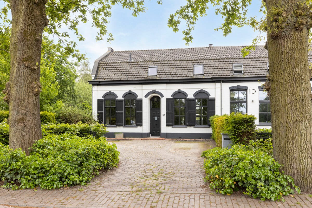 Foto 1 van Bredaseweg 57