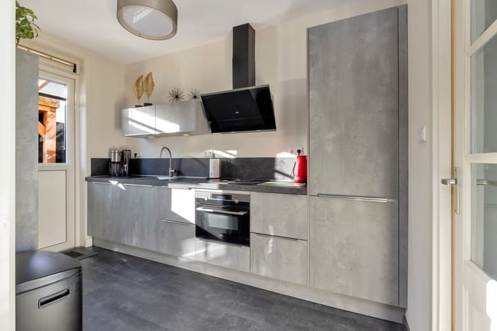 Foto 2 van Burgemeester Honijkstr 28