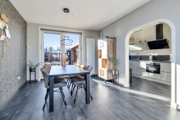 Foto 12 van Burgemeester Honijkstr 28