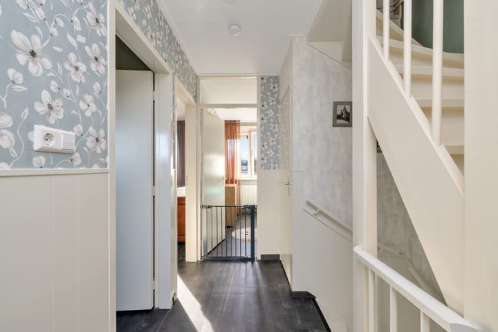 Foto 17 van Burgemeester Honijkstr 28