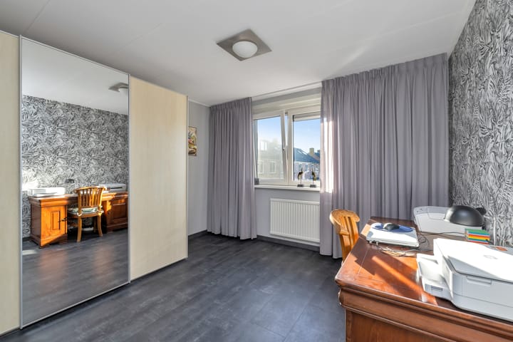 Foto 23 van Burgemeester Honijkstr 28