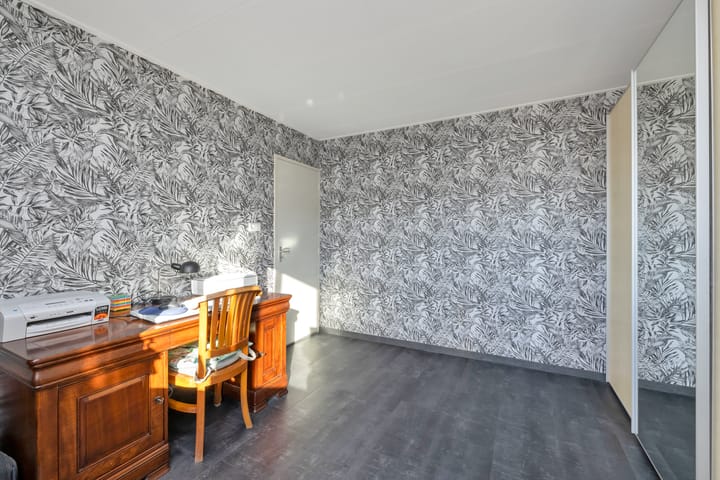 Foto 24 van Burgemeester Honijkstr 28