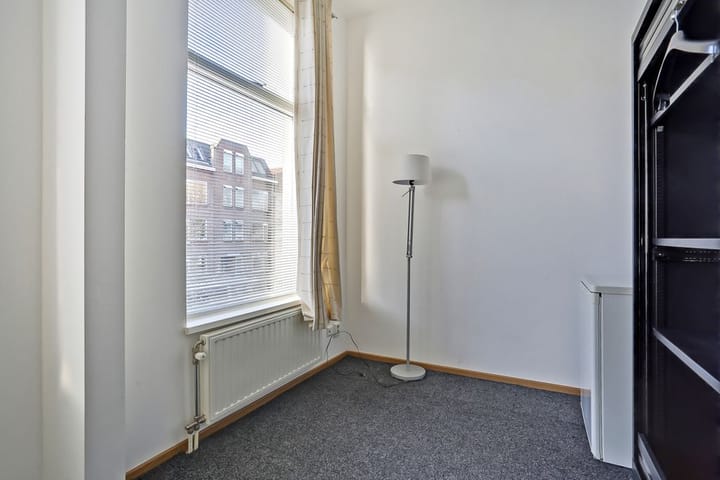 Photo 7 of Badhuisstraat 82-A