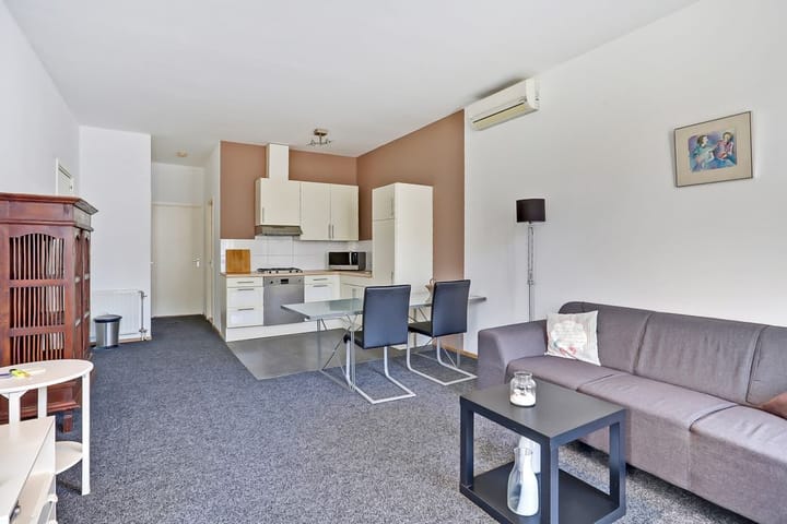 Photo 9 of Badhuisstraat 82-A