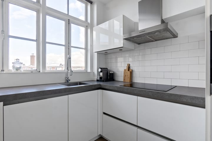 Photo 29 of Laan van Eik en Duinen 179