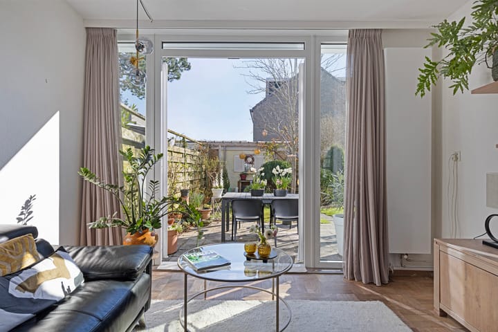 Foto 8 van Paauwenburgweg 103