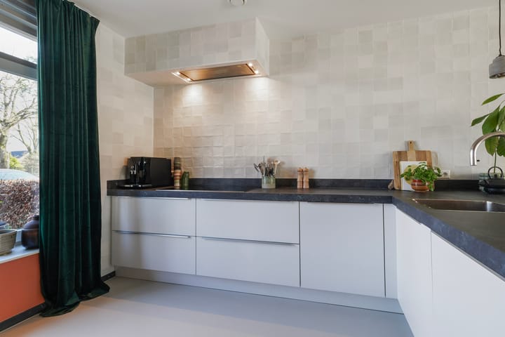 Foto 15 van Bernard Leenestraat 77