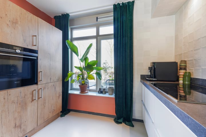 Foto 18 van Bernard Leenestraat 77