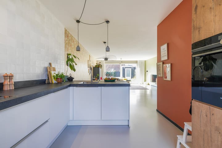 Foto 16 van Bernard Leenestraat 77