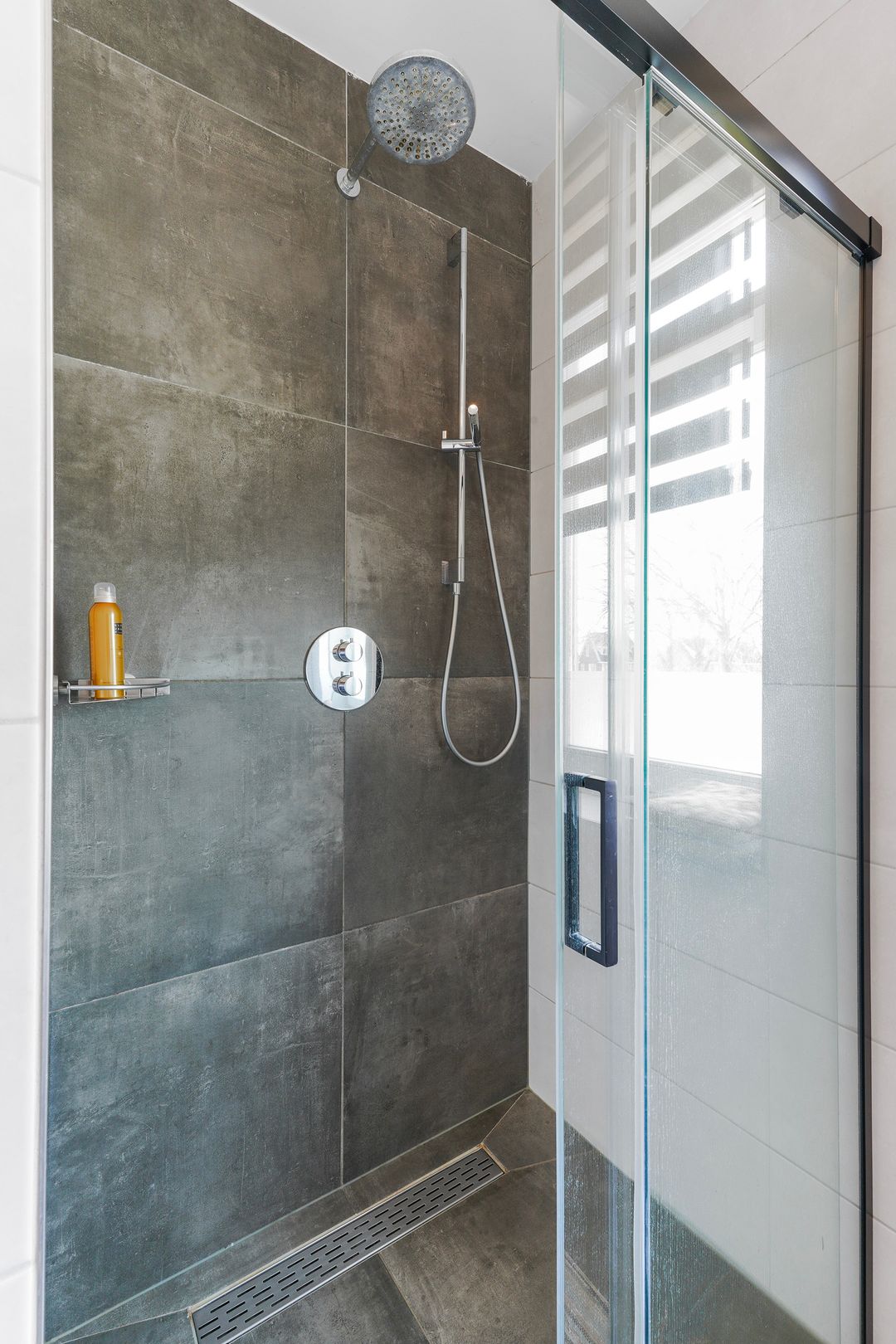 Foto 22 van Bernard Leenestraat 77