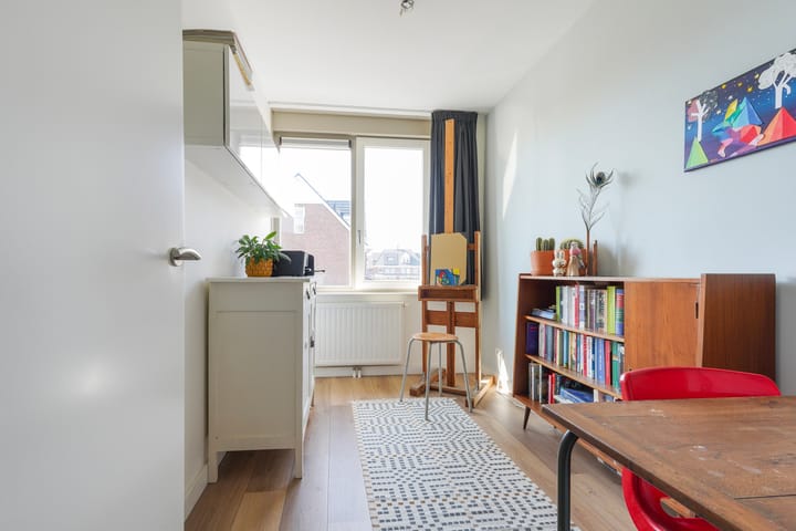 Foto 32 van Bernard Leenestraat 77