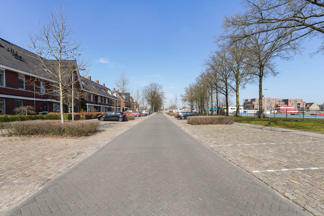 Foto 46 van Bernard Leenestraat 77