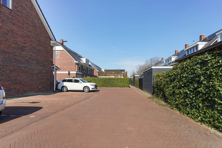 Foto 44 van Bernard Leenestraat 77