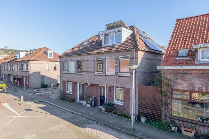 Foto 1 van Johan den Haenstraat 6