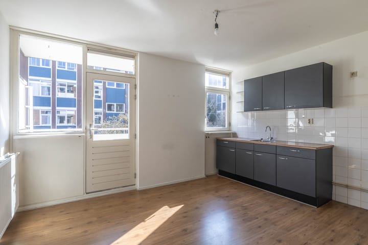 Foto 8 van Van Beuningenstraat 65