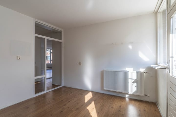 Foto 9 van Van Beuningenstraat 65