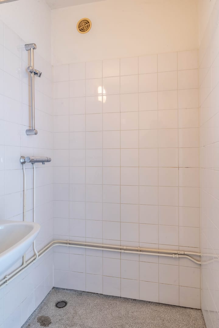 Foto 16 van Van Beuningenstraat 65