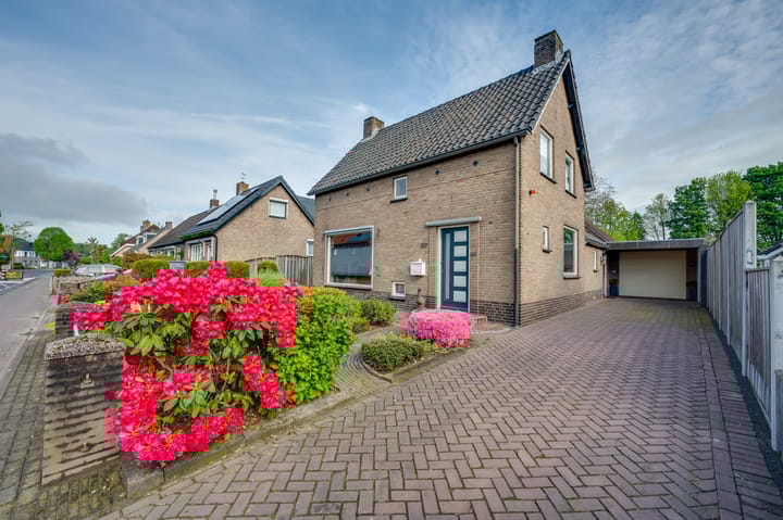 Foto 1 van Meester Bierensweg 33-A