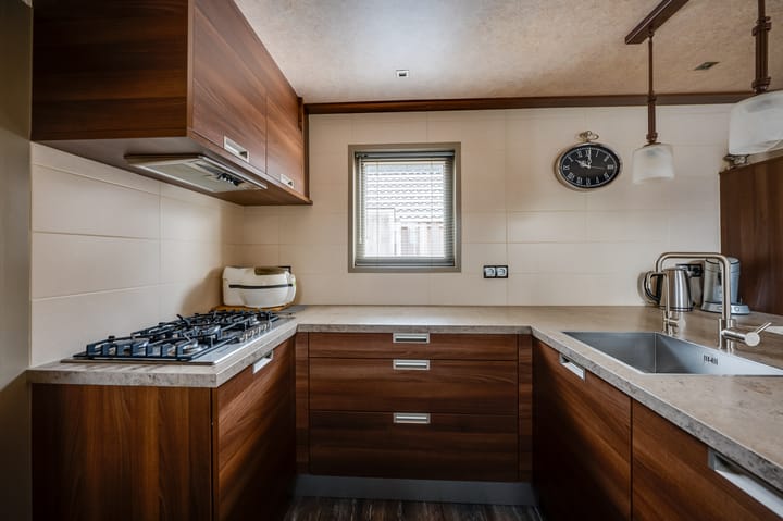 Foto 11 van Meester Bierensweg 33-A