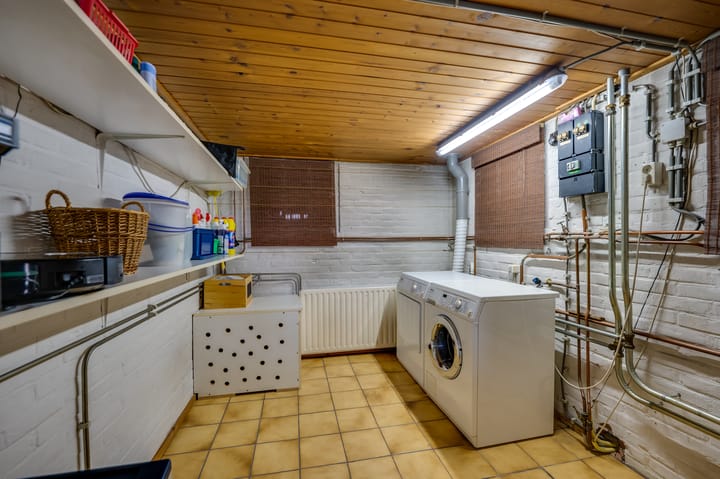 Foto 17 van Meester Bierensweg 33-A