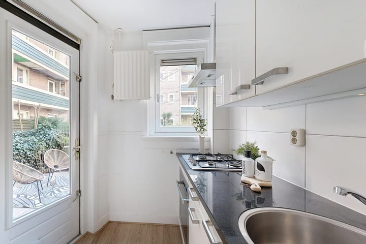 Foto 13 van Cornelis Springerstraat 34-H