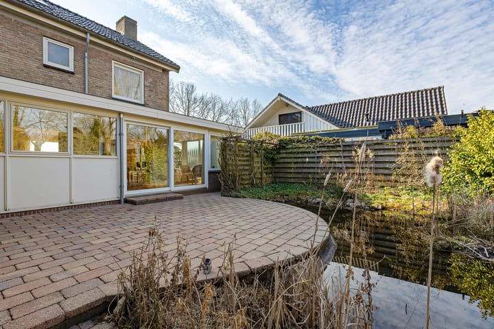 Photo 36 of Van der Feltzstraat 13