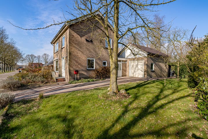 Photo 42 of Van der Feltzstraat 13