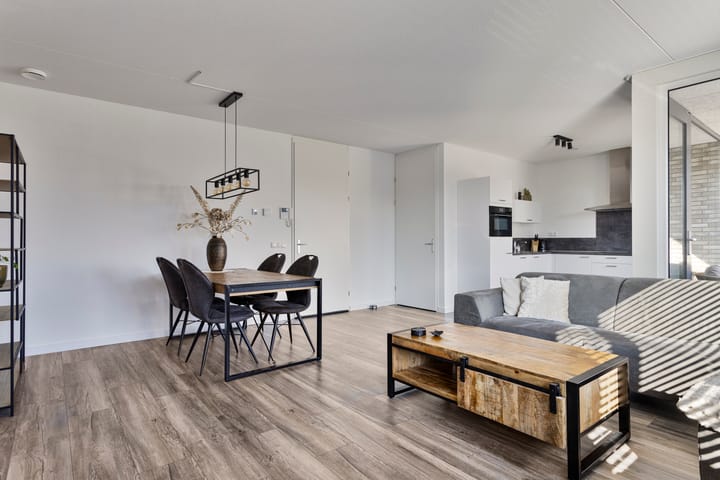 Foto 4 van Lelystadstraat 4