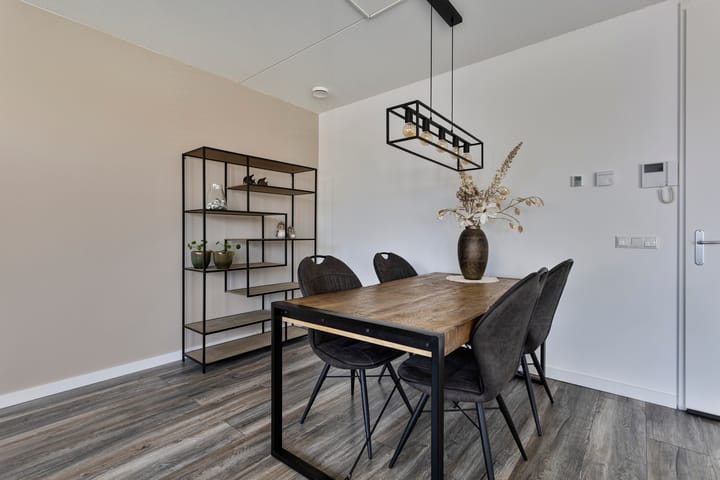 Photo 6 of Lelystadstraat 4