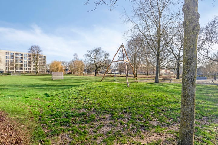 Photo 15 of Lelystadstraat 4