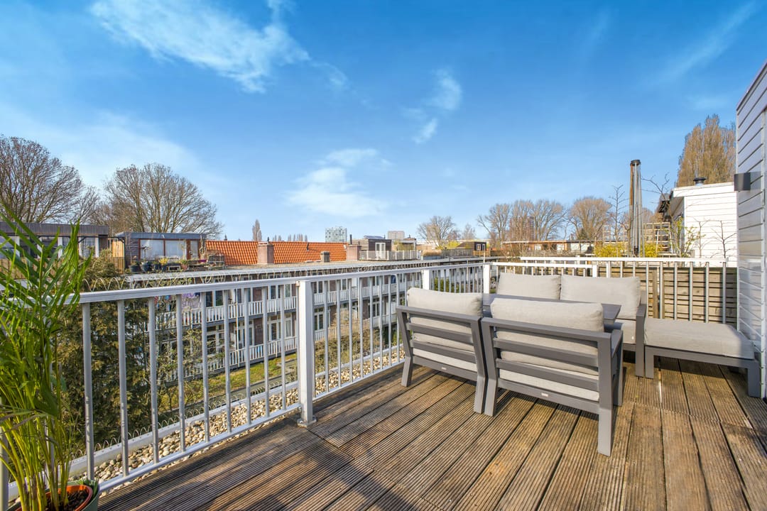 Foto 2 van Johannes van der Waalsstraat 81-1