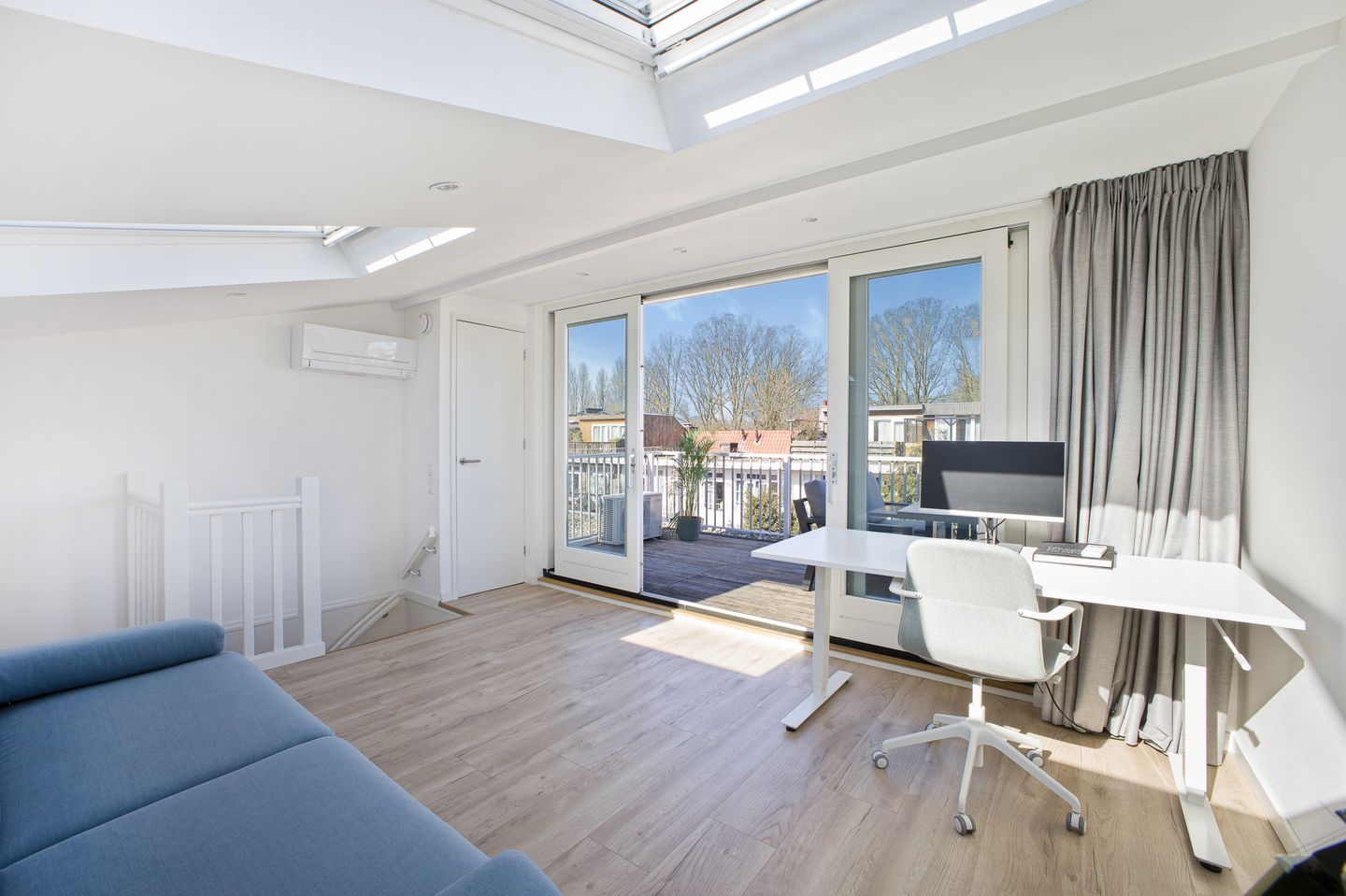 Foto 20 van Johannes van der Waalsstraat 81-1