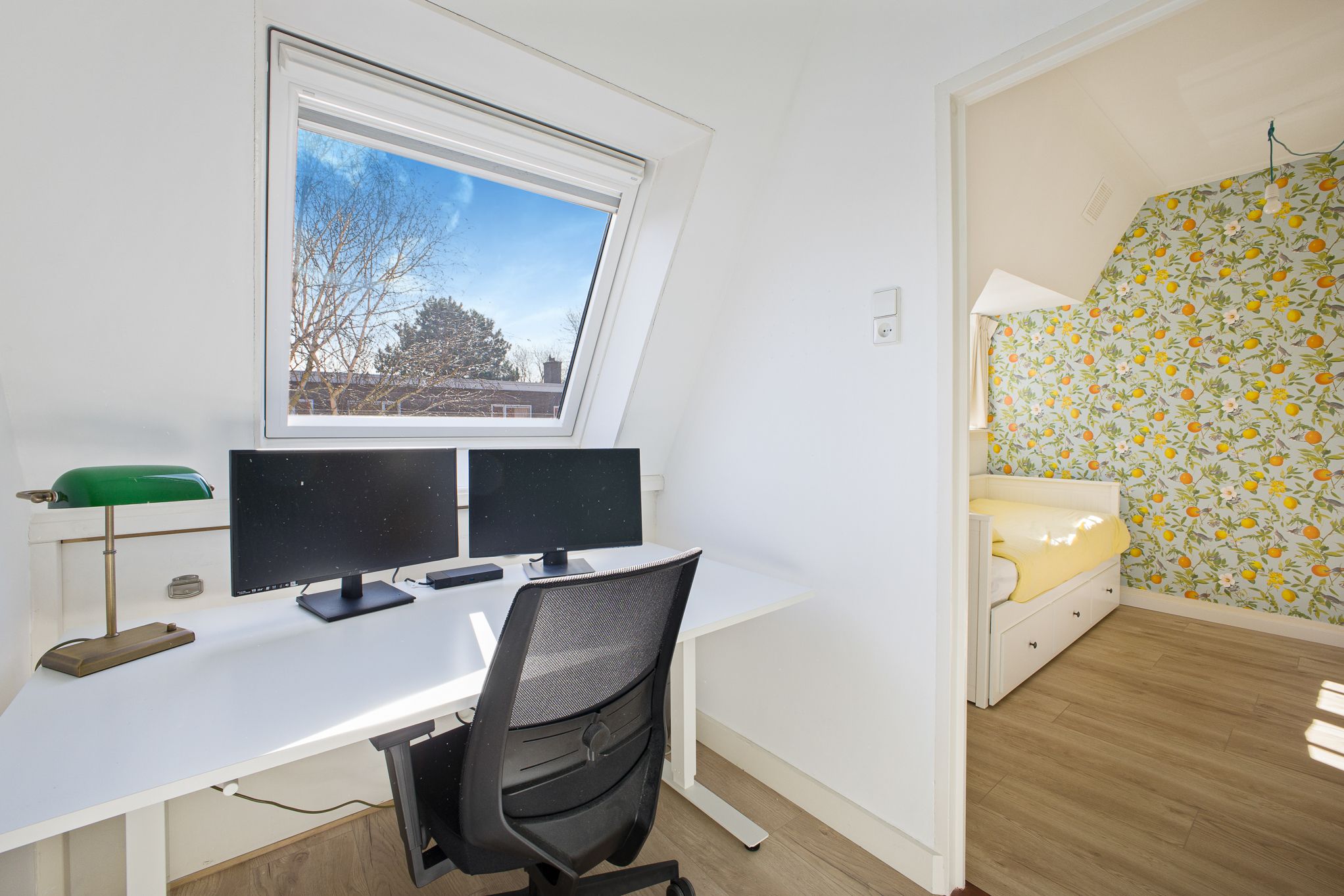 Foto 18 van Johannes van der Waalsstraat 81-1