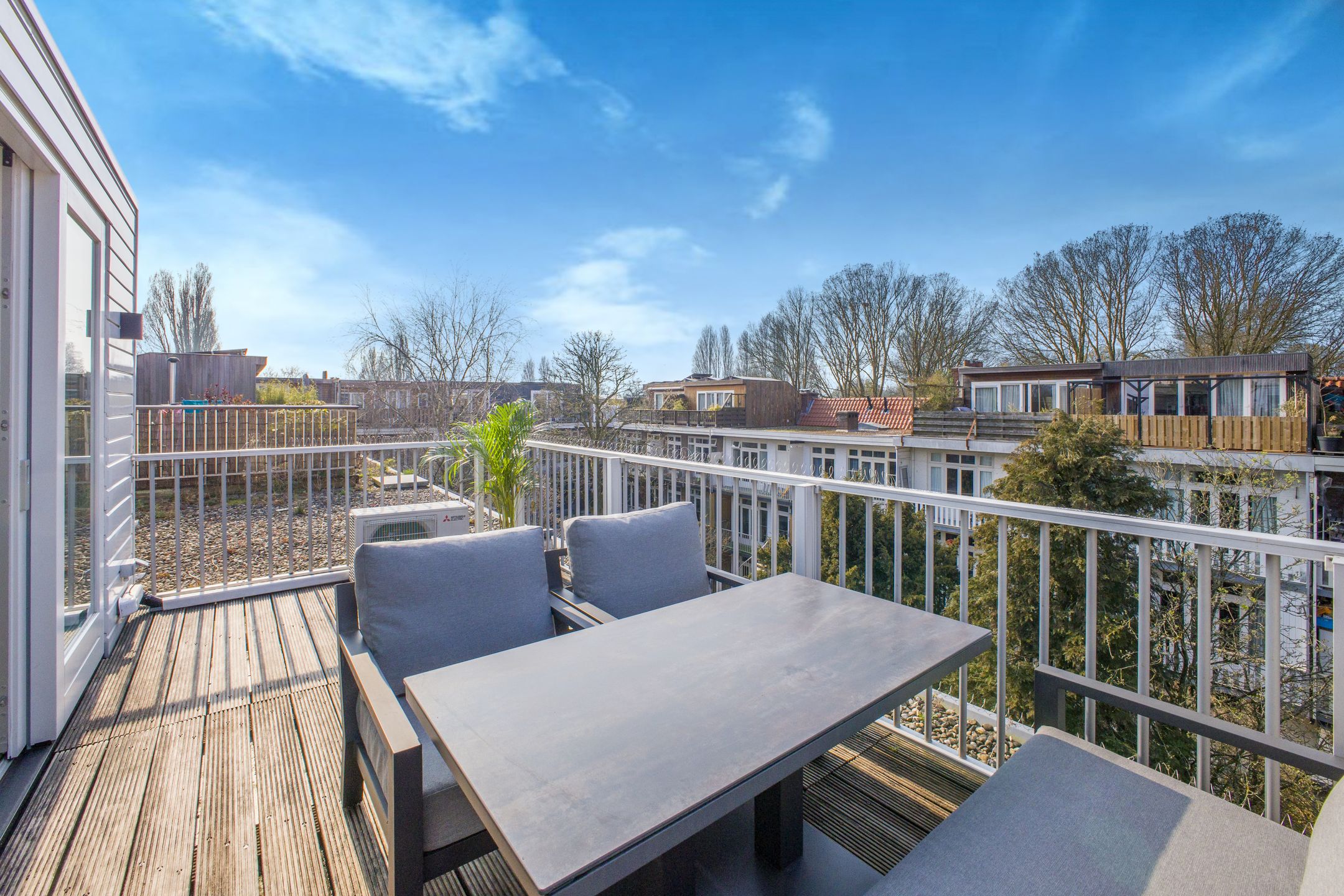 Foto 21 van Johannes van der Waalsstraat 81-1