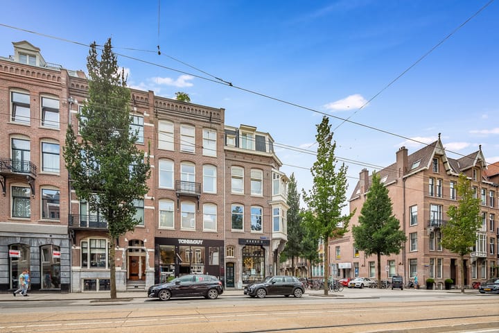 Photo 2 of Van Baerlestraat 148-1