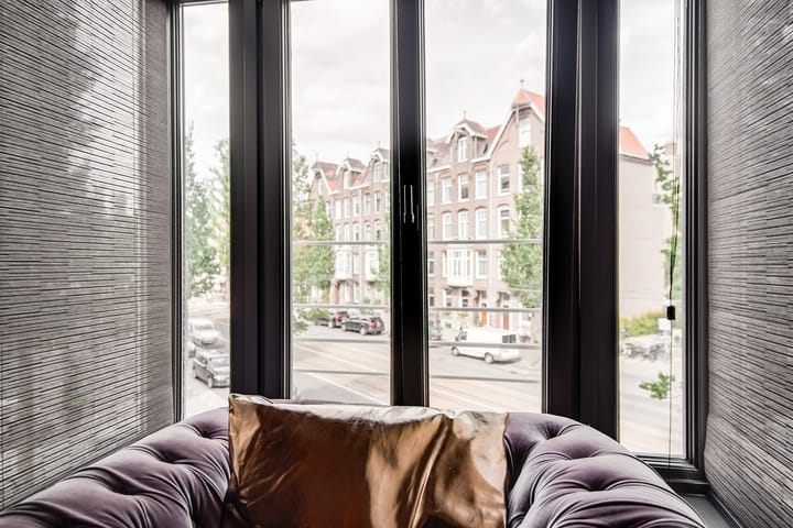 Photo 5 of Van Baerlestraat 148-1