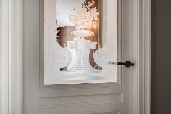 Photo 16 of Van Baerlestraat 148-1