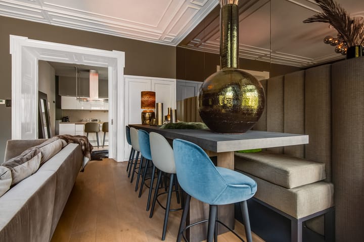 Photo 9 of Van Baerlestraat 148-1