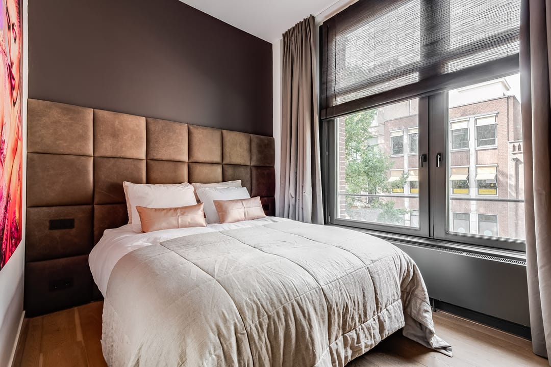 Foto 22 van Van Baerlestraat 148-1